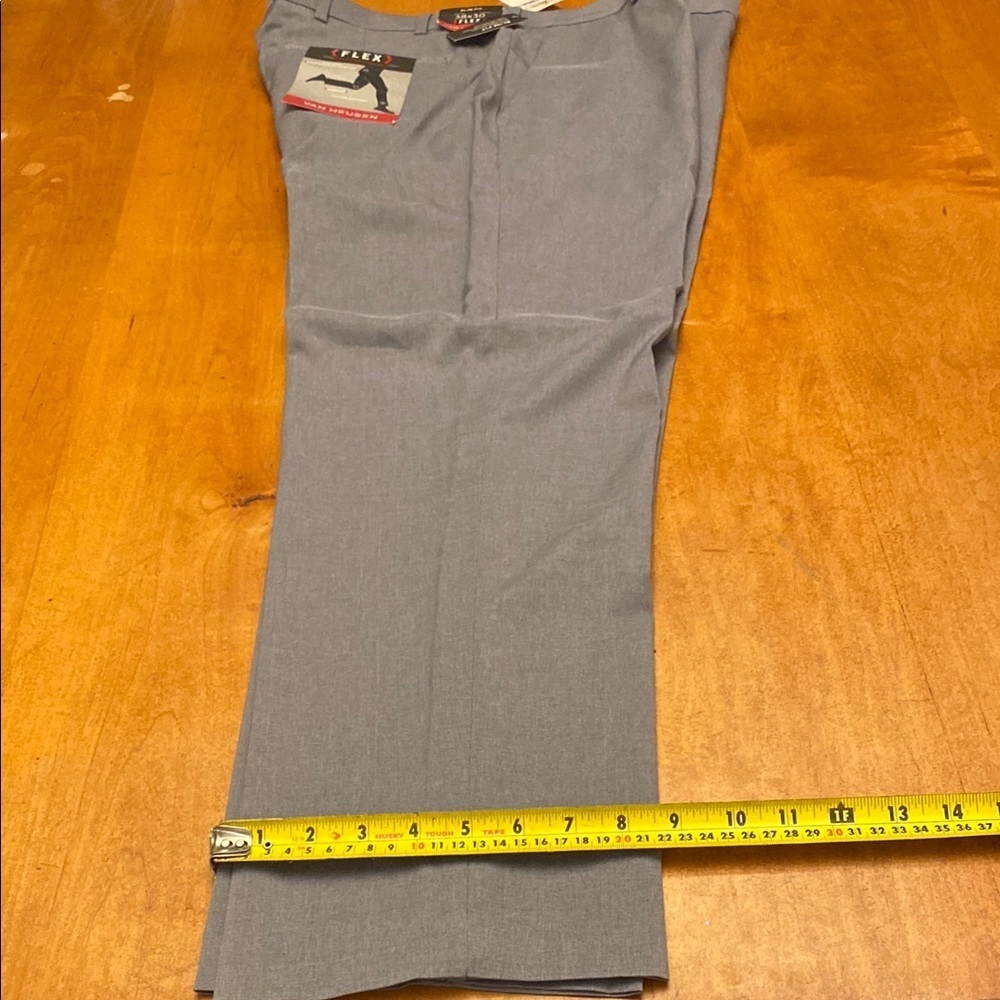 Van Heusen Men's Flex Gray Dress Pants - Picture 7 of 7